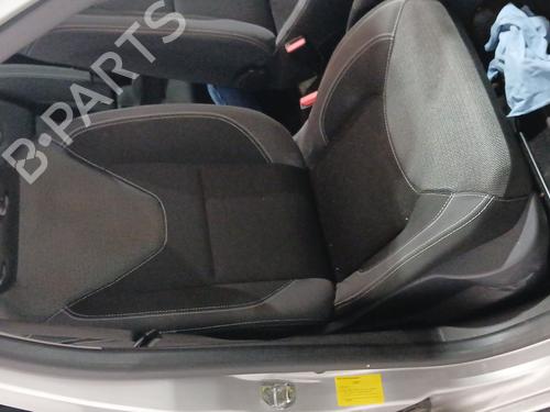 Used Right front seat RENAULT CLIO IV (BH_) 0.9 TCe 90 (BHNF, BHMA, BHMH, BHJK, BHJR) (90 hp) 30872655