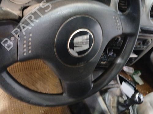 Used Driver airbag Driver airbag SEAT CORDOBA (6L2) 1.9 TDI (100 hp) 33705277 33705277