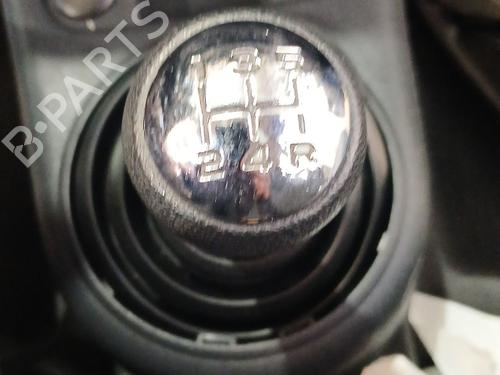 Gearknop Gearknop CITROËN C3 I (FC_, FN_) 1.4 i (73 hp) 39592268 39592268