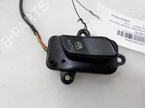 Used Left rear window switch KIA OPIRUS (GH) [2003-2012]  10154493