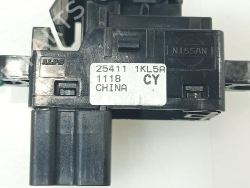 Right rear window switch NISSAN LEAF (ZE1) Electric | BP24916424I28 