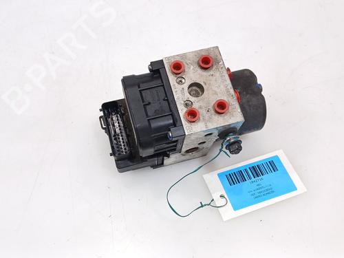 Módulo de ABS Módulo de ABS KIA SORENTO I (JC) 2.5 CRDi 4WD (140 hp) 33958763 33958763