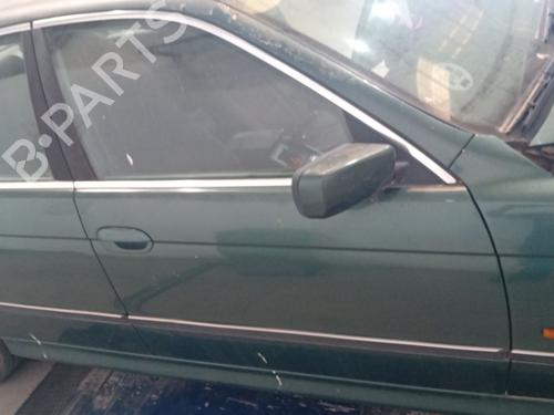 Used Right front door Right front door 39262605 39262605