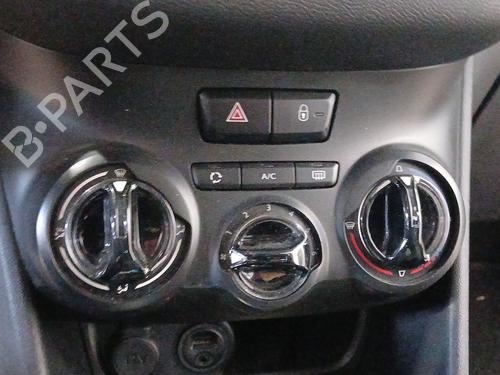 Used Climate control Climate control PEUGEOT 208 I (CA_, CC_) 1.2 VTI 82 (82 hp) 33558362 33558362