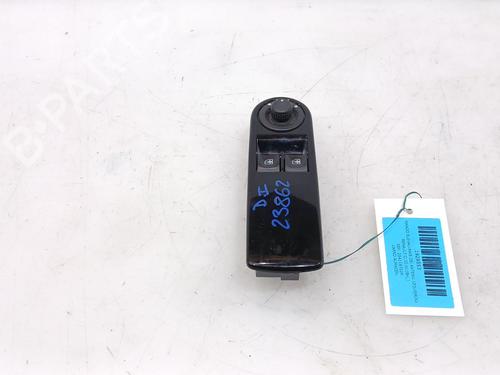 Used Left front window switch Left front window switch 38517709 38517709