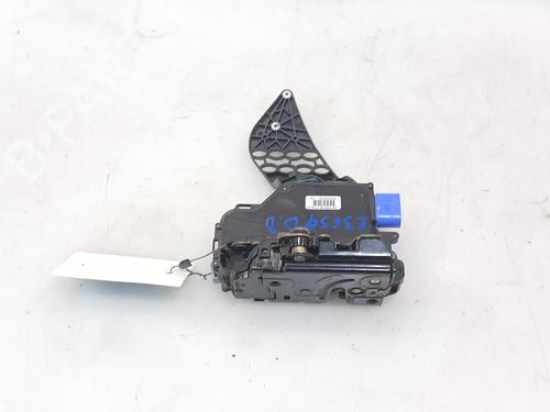 Used Front right lock Front right lock VW TOUAREG (7LA, 7L6, 7L7) 3.0 V6 TDI (225 hp) 33626638 33626638