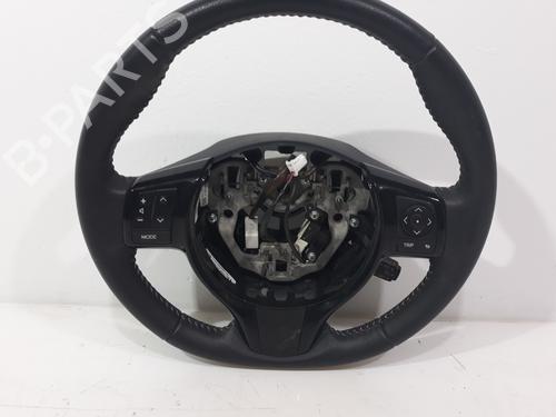 Used Steering wheel TOYOTA YARIS (_P13_) 1.5 Hybrid (NHP130_, NHP130) (101 hp) 5776923