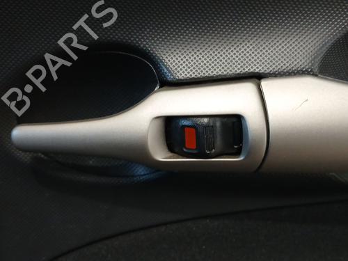 Used Rear right interior door handle Rear right interior door handle 37031037 37031037