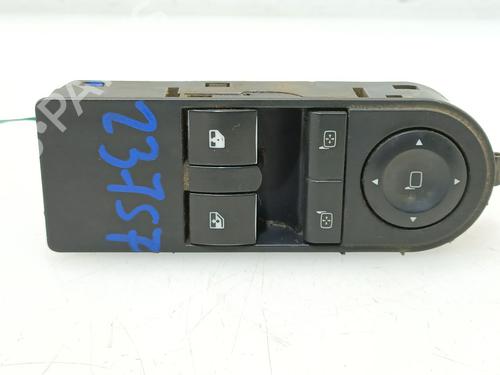 Used Left front window switch OPEL ASTRA H GTC (A04) 1.7 CDTI (L08) (110 hp) 30149845