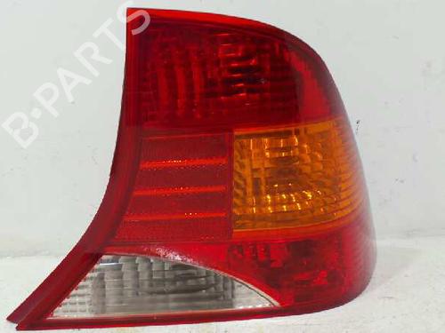 Used Right taillight FORD FOCUS I (DAW, DBW) 1.6 16V (100 hp) 556106