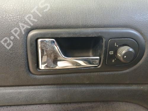 Used Front left interior door handle Front left interior door handle 39408819 39408819