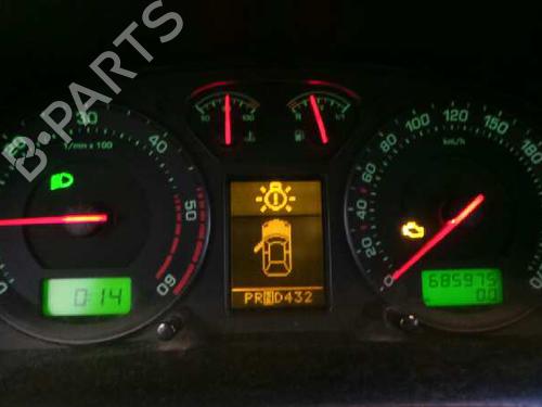 Used Instrument cluster SKODA SUPERB I (3U4) 1.9 TDI (130 hp) 2223869