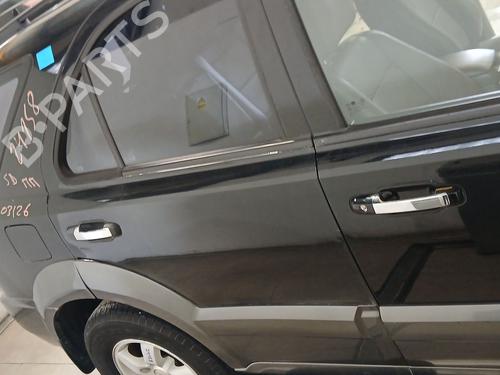 Used Right rear door Right rear door 37031010 37031010