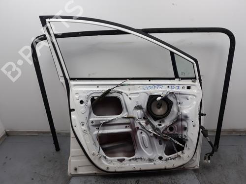 Left front door TOYOTA COROLLA Verso (ZER_, ZZE12_, R1_) 2.2 D-4D (AUR10_, AUR10R) | BP8255615C2 