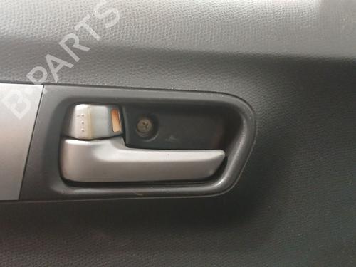 Puxador interior frente esquerdo Puxador interior frente esquerdo 39097142 39097142