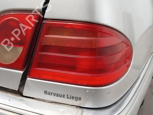 Højre baglygte MERCEDES-BENZ E-CLASS (W210) E 290 Turbo-D (210.017) (129 hp) 28419070