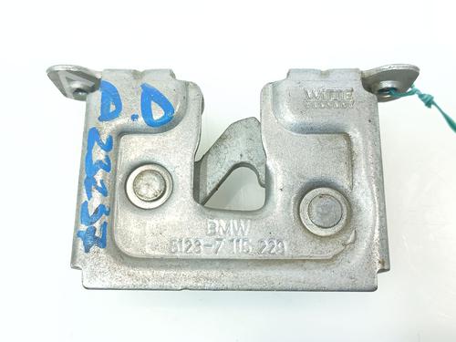 Used Hood lock BMW 3 (E90) 318 d (143 hp) 24052522