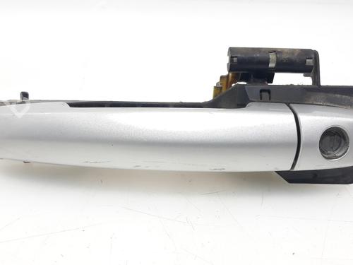 Used Front left exterior door handle SUZUKI GRAND VITARA II (JT, TE, TD) 1.9 DDiS All-wheel Drive (JT419, TD44, JB419WD, JB419XD,... (129 hp) 18640831