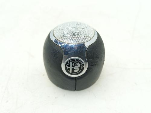 Used Shift knob ALFA ROMEO MITO (955_) 1.3 MultiJet (955AXH1B, 955AXT1A) (90 hp) 30335368