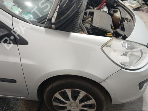 Forskærm Højre RENAULT CLIO III (BR0/1, CR0/1) 1.2 16V (BR02, BR0J, BR11, CR02, CR0J, CR11) (75 hp) 31980039