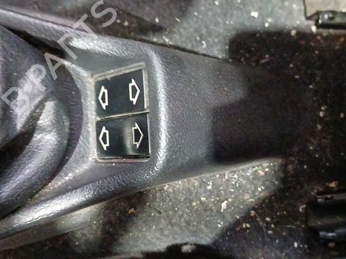 Used Right front window switch CITROËN SAXO (S0, S1) 1.5 D (57 hp) 28296973