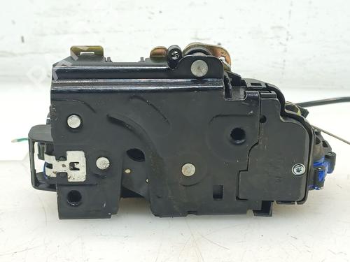 Used Front left lock Front left lock 24364277 24364277