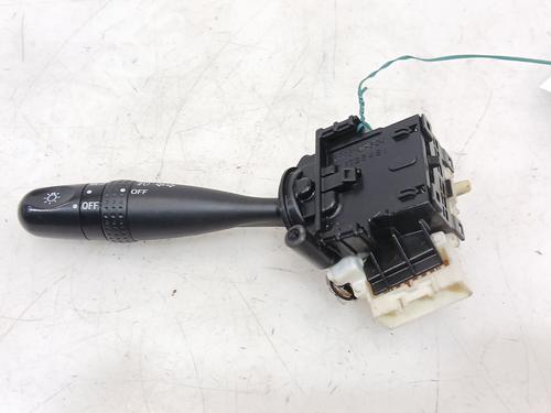 Headlight switch TOYOTA RAV 4 II (_A2_) 2.0 D 4WD (CLA20_, CLA21_, CLA20R, CLA21R) | BP38553083I24 - Image 2
