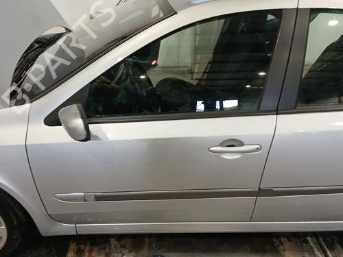 Used Left front door RENAULT LAGUNA II (BG0/1_) 2.0 16V (BG00, BG0K, BG0P, BG0W) (135 hp) 30933730