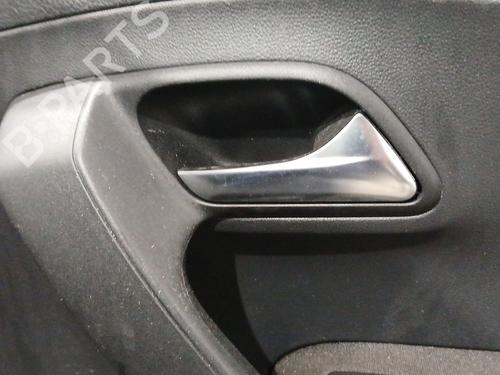 Høyre foran invendig håndtak Høyre foran invendig håndtak VW POLO V (6R1, 6C1) 1.2 TDI (75 hp) 36561901 36561901