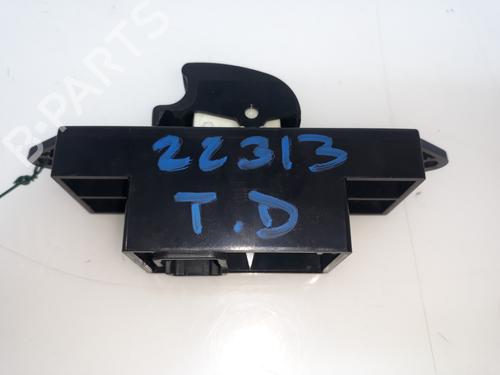 Used Right rear window switch CITROËN C4 AIRCROSS 1.6 HDi 115 AWC (114 hp) 15943416