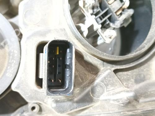 Left headlight PEUGEOT 208 I (CA_, CC_)  | BP29828561C28 