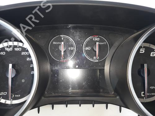 Instrument cluster ALFA ROMEO GIULIETTA (940_) 1.4 TB (940.FYA1A) | BP8130981C47 