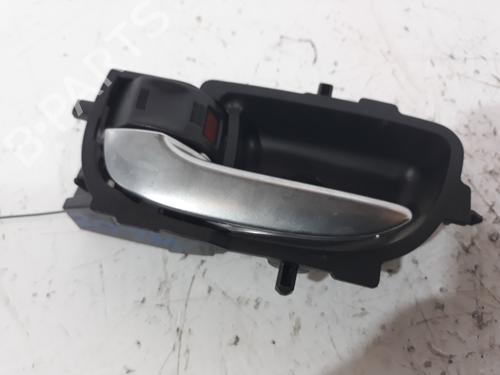 Used Rear left interior door handle TOYOTA YARIS (_P13_) 1.5 Hybrid (NHP130_, NHP130) (101 hp) 5776899