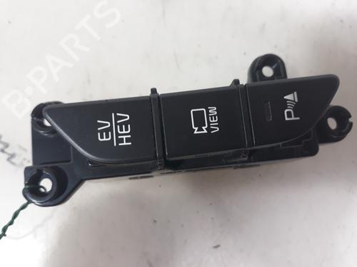 Used Switch KIA NIRO I (DE) 1.6 GDI Plug-in Hybrid (141 hp) 7697606