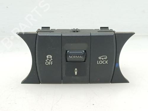 Interruttore VW TOUAREG (7P5, 7P6) 4.2 V8 TDI (340 hp) 31628817