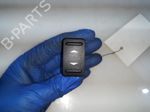 Used Right rear window switch FORD MONDEO IV Saloon (BA7) 2.0 TDCi (140 hp) 9226657