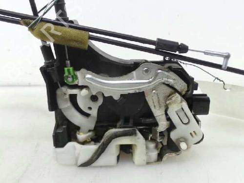 Used Rear left lock MITSUBISHI GRANDIS (NA_W) 2.0 DI-D (NA8W) (136 hp) 4667833