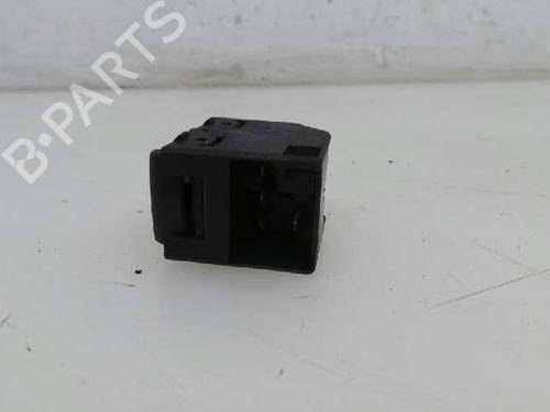 Right rear window switch VW GOLF IV (1J1) 1.9 TDI | BP3268277I28 