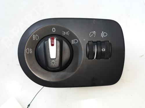 Headlight switch SEAT LEON (1P1) 1.4 TSI | BP13688063I24 