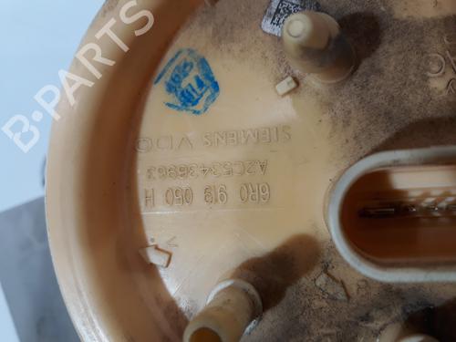 Used Fuel pump SEAT IBIZA IV ST (6J8, 6P8) 1.6 TDI (105 hp) 13028952