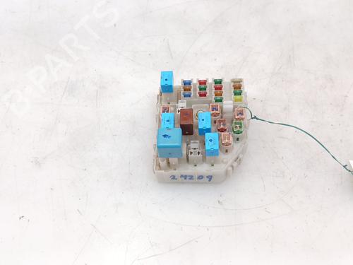Used Fuse box Fuse box 38539684 38539684