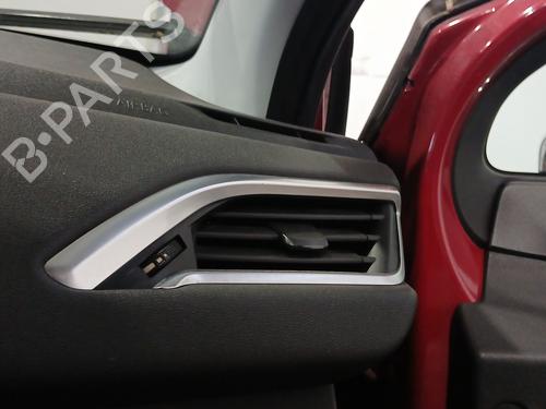 Used Air vent Air vent PEUGEOT 208 I (CA_, CC_) 1.2 VTI 82 (82 hp) 33558384 33558384
