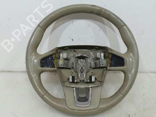 Used Steering wheel RENAULT LAGUNA III (BT0/1) 2.0 dCi (BT01, BT08, BT09, BT0E, BT0K, BT12, BT1C, BT1D,... (150 hp) 3151939