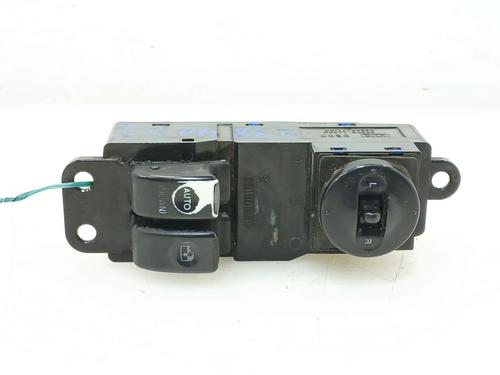 Used Left front window switch HYUNDAI H100 Van 2.5 D (78 hp) 30385136