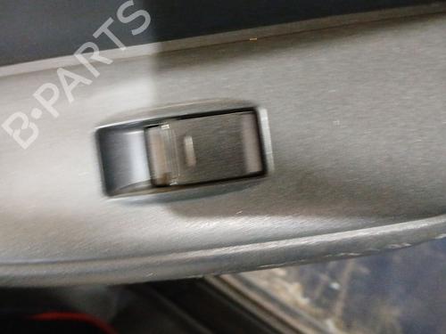 Højre fortil elrude kontakt TOYOTA RAV 4 II (_A2_) 2.0 D 4WD (CLA20_, CLA21_, CLA20R, CLA21R) | BP29854893I26