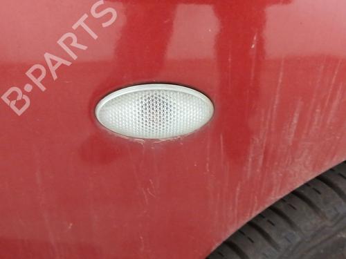 Repetiteur clignotant avant droit PEUGEOT 206 Hatchback (2A/C) 1.9 D (69 hp) 30595202