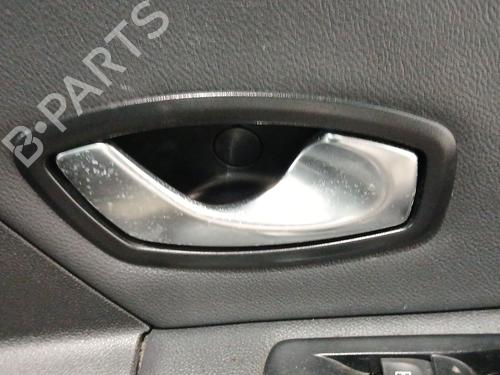 Maneta interior trasera derecha Maneta interior trasera derecha RENAULT FLUENCE (L3_) 1.5 dCi (L30D, L30L, L306, L33F, L33L, L33M, L33V, L33W) (110 hp) 34440063 34440063