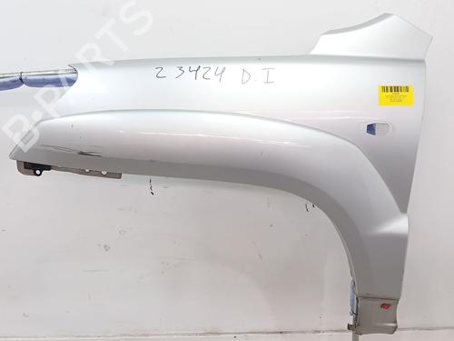 Used Left front fenders KIA SPORTAGE II (JE_, KM_) 2.0 i 16V (141 hp) 24622263