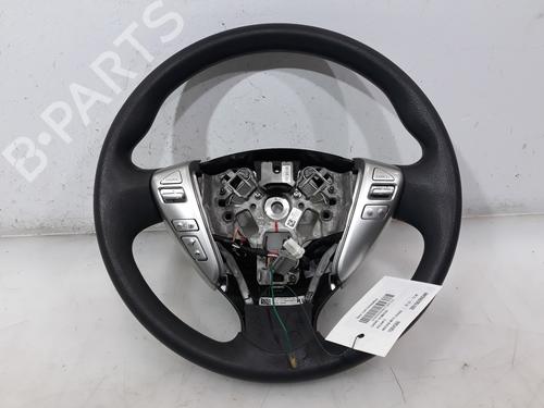Used Steering wheel NISSAN NOTE (E12) 1.2 (80 hp) 12108935