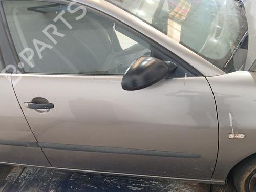 Used Right front door Right front door 39559937 39559937